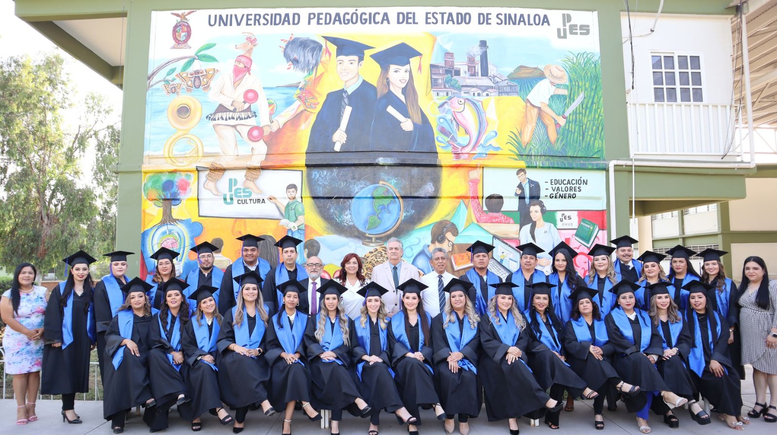 EGRESAN DE LA UNIDAD LOS MOCHIS 30 ESTUDIANTES DE MAESTRÍA EN EDUCACIÓN 